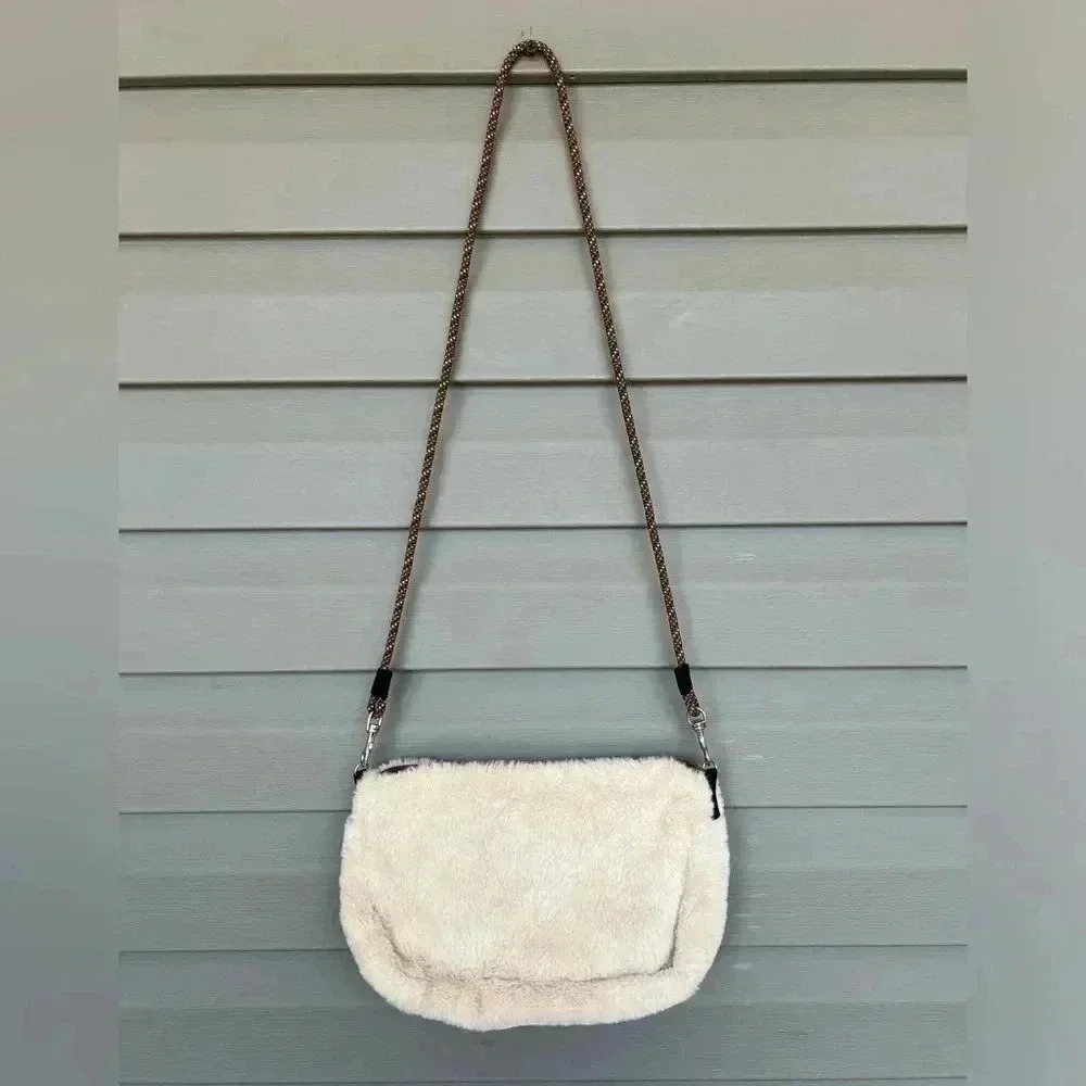 KAVU So Fleecey Crossbody Bag - Picture 2 of 7